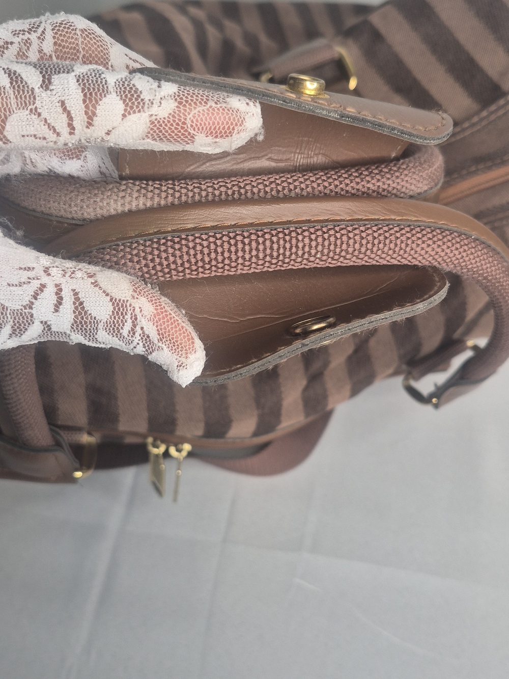 Destinations Vintage Brown Striped Travel Duffel Bag w/Lock  UNISEX - Picture 11 of 16
